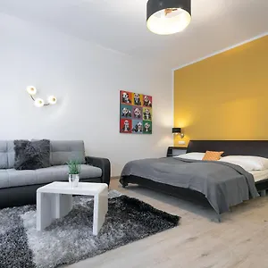 Wf-apartment Zentral, Trendig & Modern, Westbahnhof Bécs